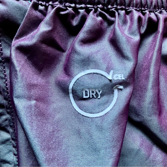 Puma Dri-fit shorts in metallic iridescent purple green, extra small - Picture 5 of 7